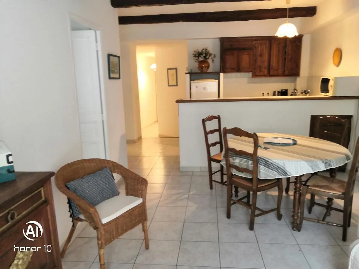 Appartement Au Coeur De Cassis Avec Jardin Apartment