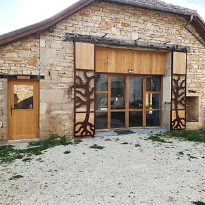 https://loseraie-du-quercy.midi-pyreneeshotels.com